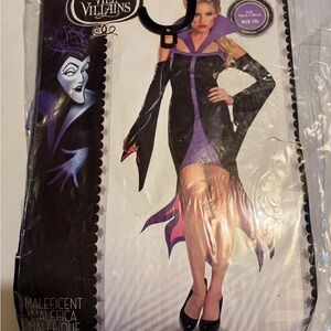 Maleficent women’s Costume Medium new